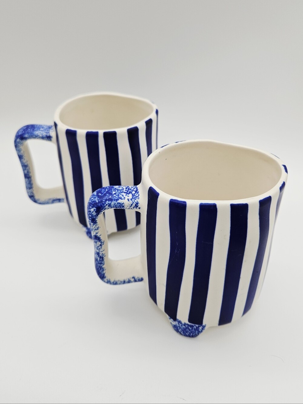 THE OLD POTTERY COMPANY | striped ceramic footed mugs